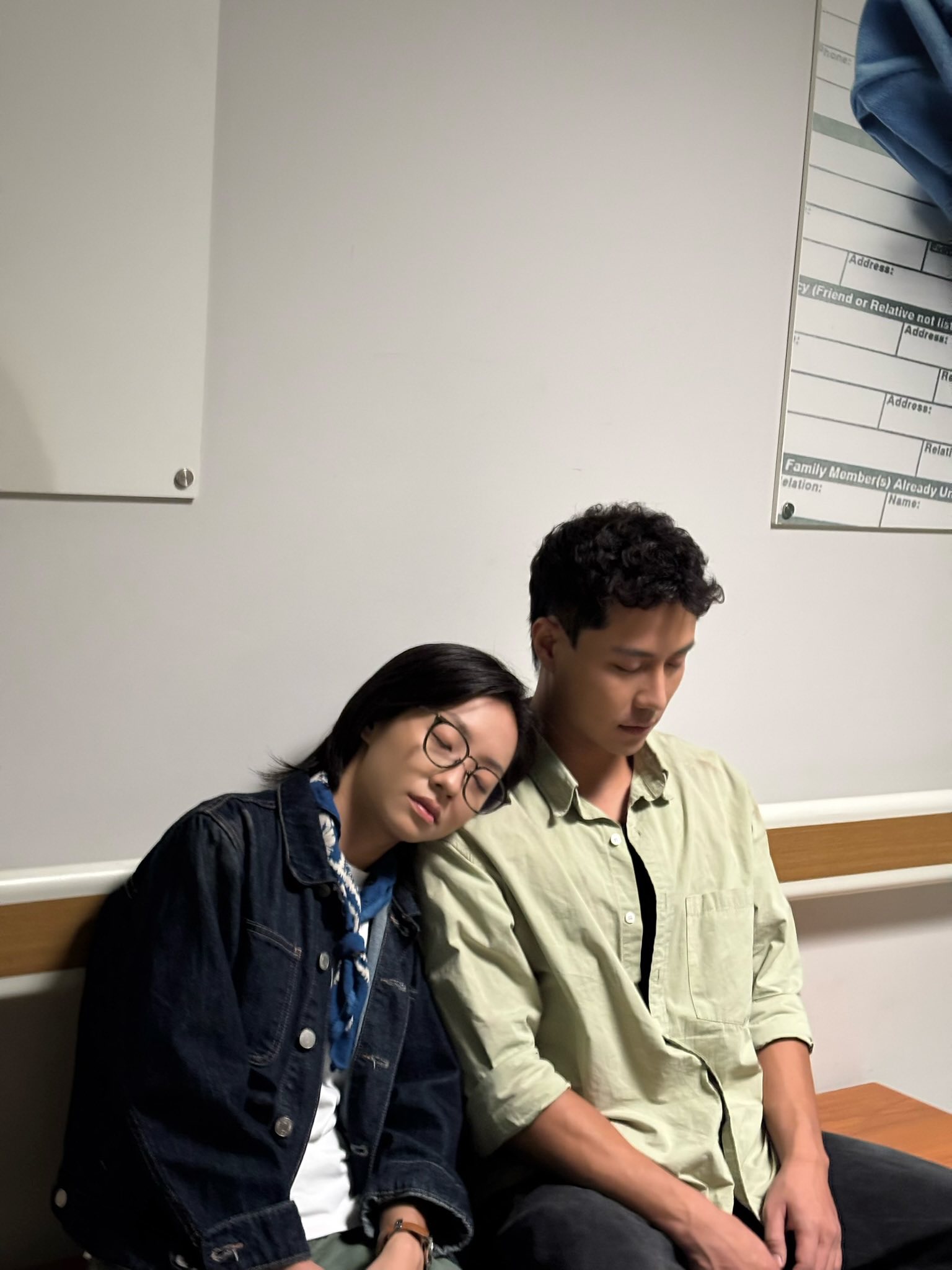 Thanh Sơn đăng ảnh hậu trường, khán giả mong cái kết đẹp giữa Thành và Linh Chi- Ảnh 1. Thanh Sơn đăng ảnh hậu trường, khán giả mong cái kết đẹp giữa Thành và Linh Chi- Ảnh 1.