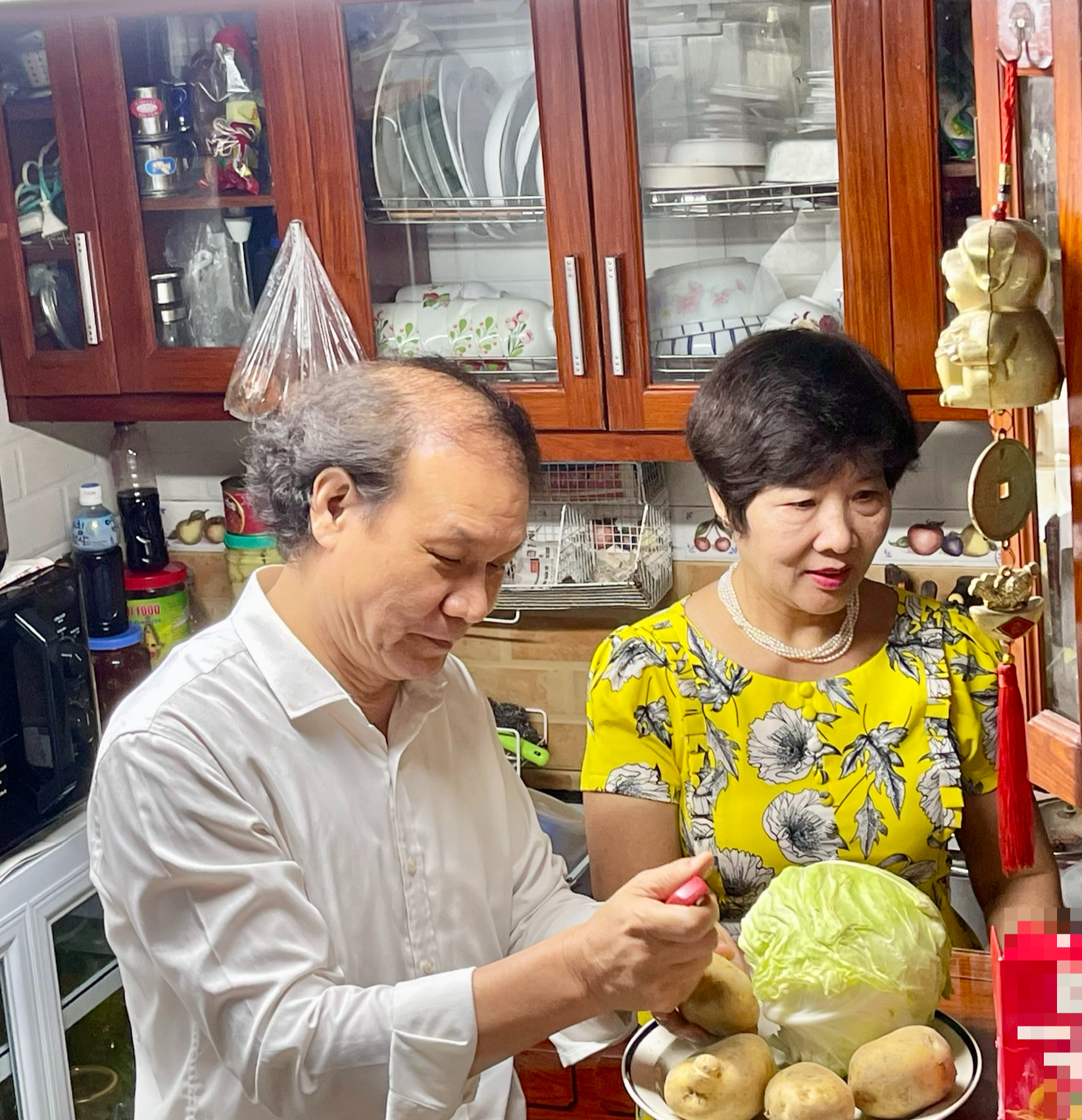 Đại tá - NSND Nguyễn Hải tiết lộ mối tình từng bị 'ngăn cấm' với bà xã là bạn đồng môn- Ảnh 3.