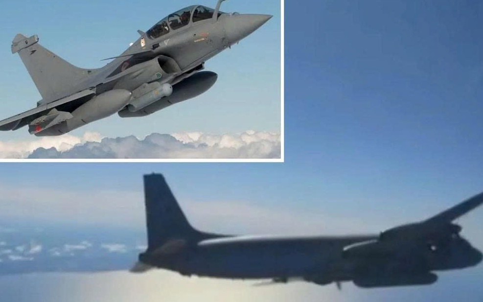 Tiêm kích Rafale của Pháp chặn trinh sát cơ Nga ngay trên biển Baltic
