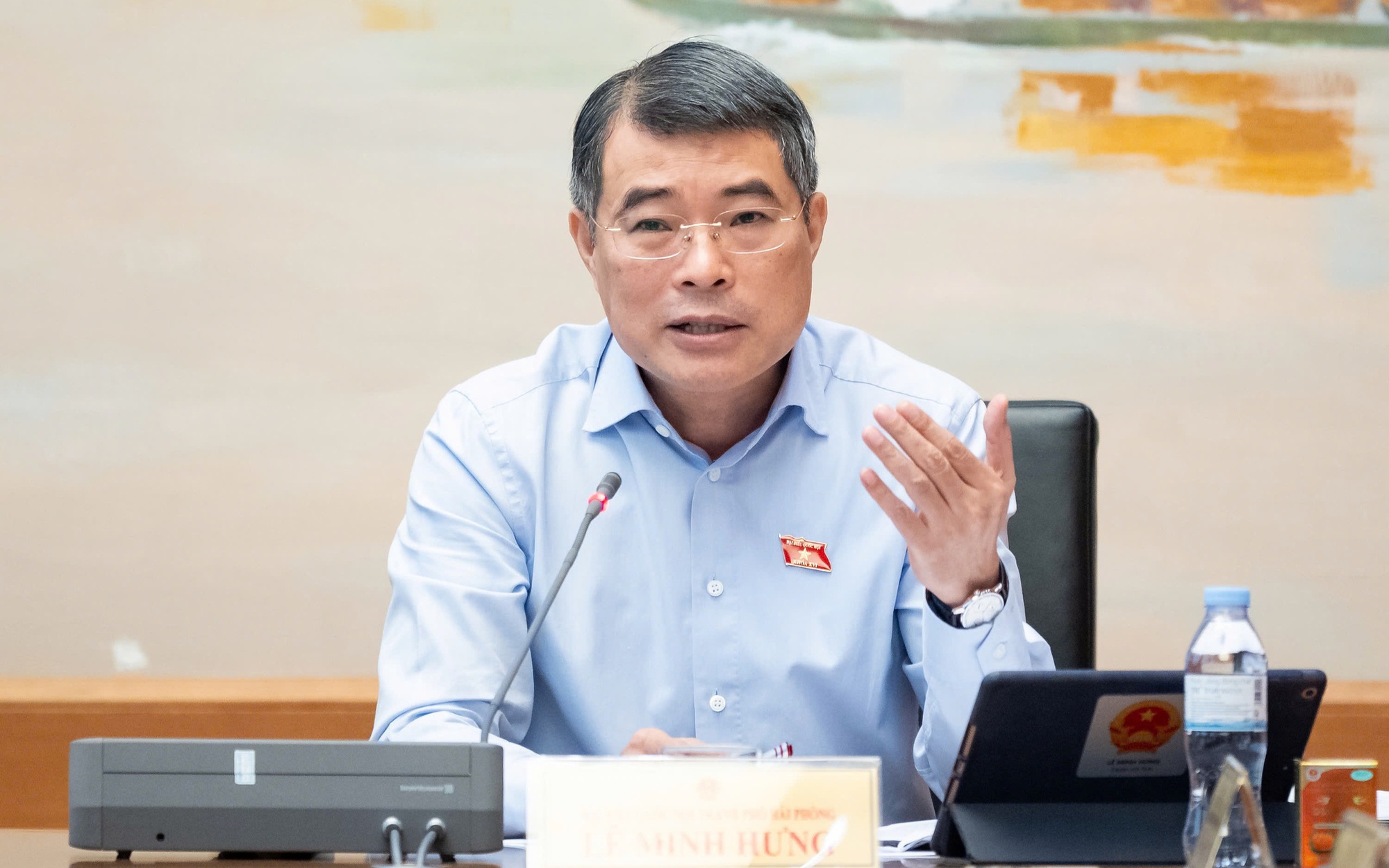 Thủ tướng Lê Minh Hưng: Thể chế như "con đường" tạo hành lang thông thoáng cho "cỗ xe" kinh tế phát triển