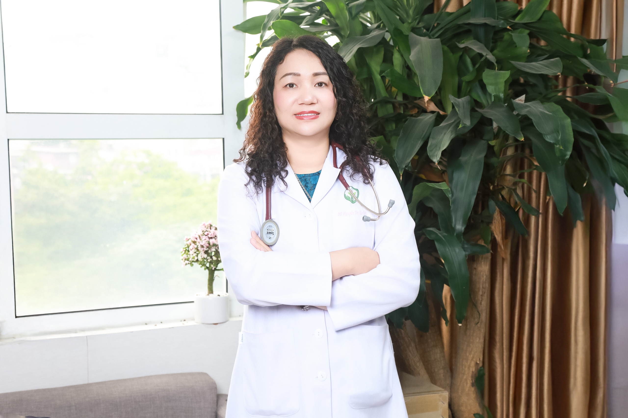 Bộ 3 dưỡng chất 'chống già' cho phụ nữ sau tuổi 40- Ảnh 1. Bộ 3 dưỡng chất 'chống già' cho phụ nữ sau tuổi 40- Ảnh 1.