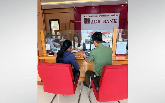 Thanh niên xâm hại bé gái quen qua mạng rồi đến công an đầu thú- Ảnh 2.