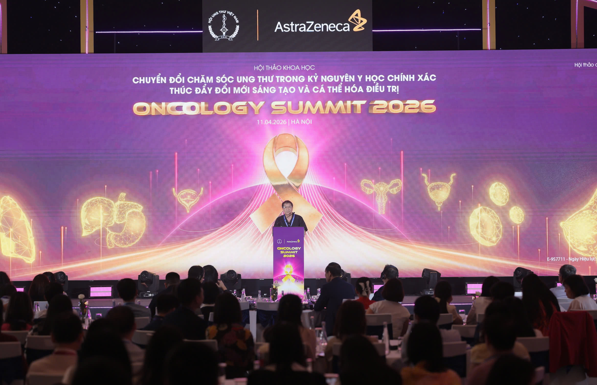 Gánh nặng ung thư gia tăng tại Việt Nam: Thúc đẩy y học chính xác và AI trong điều trị- Ảnh 1.