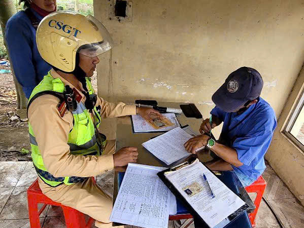 Sửa đổi Nghị định 168, bổ sung xử phạt nặng nhiều hành vi vi phạm giao thông- Ảnh 2. Sửa đổi Nghị định 168, bổ sung xử phạt nặng nhiều hành vi vi phạm giao thông- Ảnh 2.