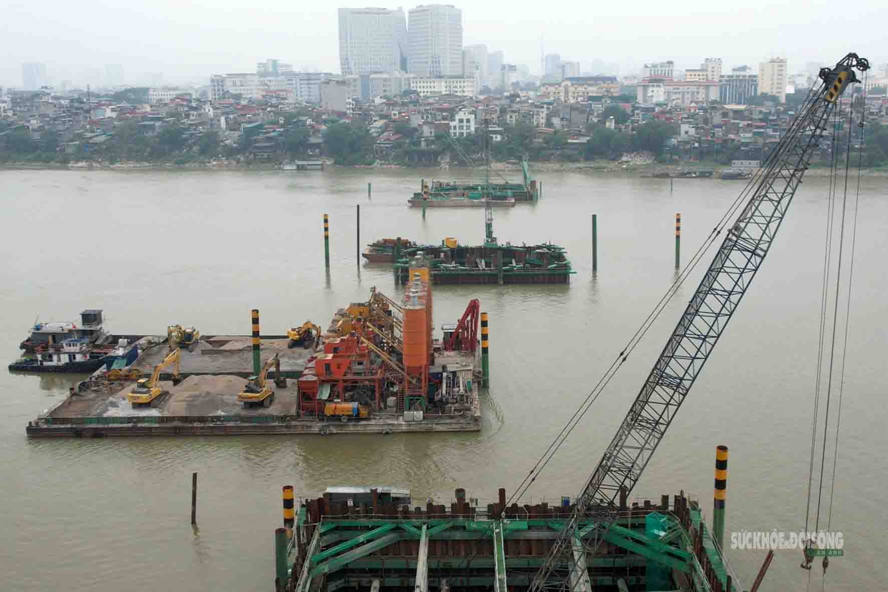 Cầu Trần Hưng Đạo tăng tốc thi công, chạy đua trước mùa lũ- Ảnh 7.
