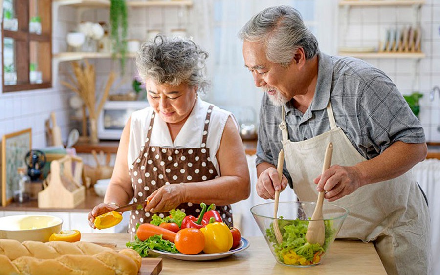 Thực đơn hỗ trợ tăng tuổi thọ cho người già