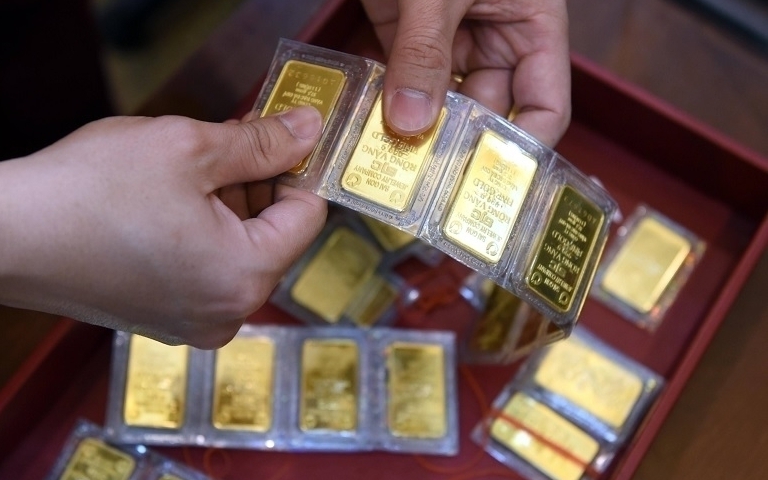 Chốt giá vàng hôm nay ngày 13/4 đồng loạt giảm mạnh