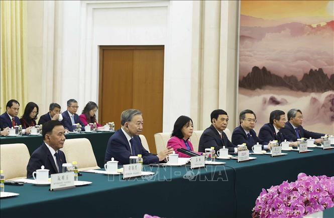 Tổng Bí thư, Chủ tịch nước Tô Lâm hội kiến Chủ tịch Chính hiệp toàn quốc Trung Quốc Vương Hộ Ninh- Ảnh 2. Tổng Bí thư, Chủ tịch nước Tô Lâm hội kiến Chủ tịch Chính hiệp toàn quốc Trung Quốc Vương Hộ Ninh- Ảnh 2.