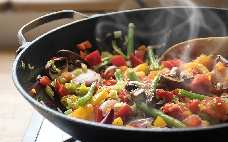 Ăn nhiều rau vẫn không giảm mỡ bụng, bạn đang sai ở đâu?