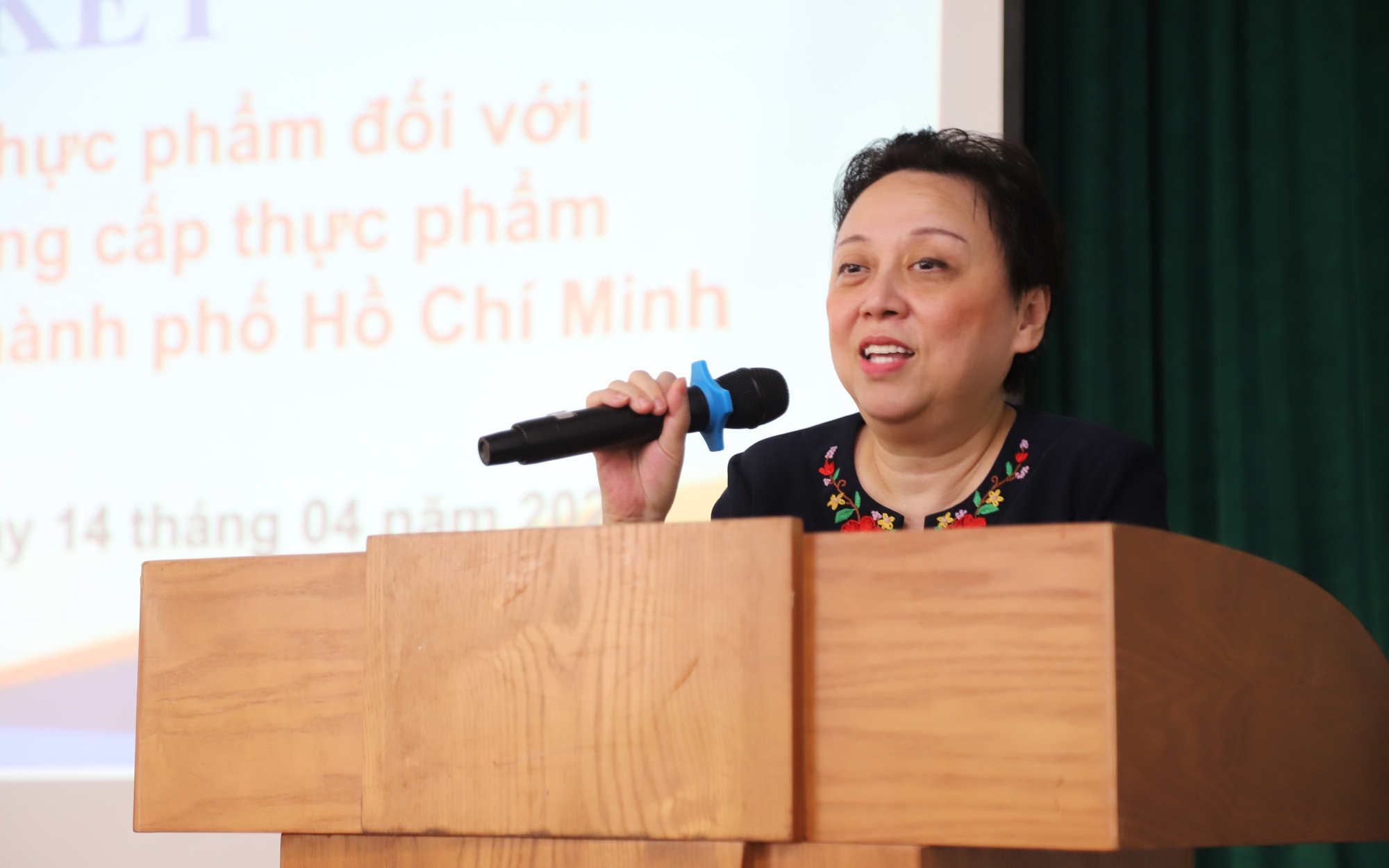 'Không ăn được thịt gà' và câu chuyện phải công khai định lượng từng khẩu phần ăn bán trú của học sinh- Ảnh 2. 'Không ăn được thịt gà' và câu chuyện phải công khai định lượng từng khẩu phần ăn bán trú của học sinh- Ảnh 2.