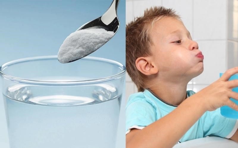 Trẻ mắc viêm cầu thận cấp sau viêm họng : Cảnh báo biến chứng nguy hiểm và cách phòng tránh 1 cach suc mieng bang nuoc muoi sinh ly dung cach 17 845x500 1776256753937 17762567543291017963238 0 0 500 800 crop 1776256815387300963752