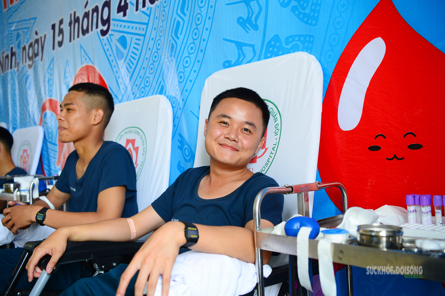 Chiến sĩ mới Sư đoàn 365 hào hứng hiến máu tình nguyện- Ảnh 11.