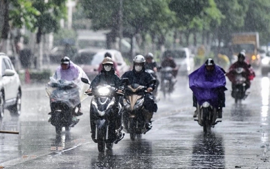 Mưa đá hạt to như cái chén trút xuống Bắc Hà, Lào Cai- Ảnh 3. Mưa đá hạt to như cái chén trút xuống Bắc Hà, Lào Cai- Ảnh 3.