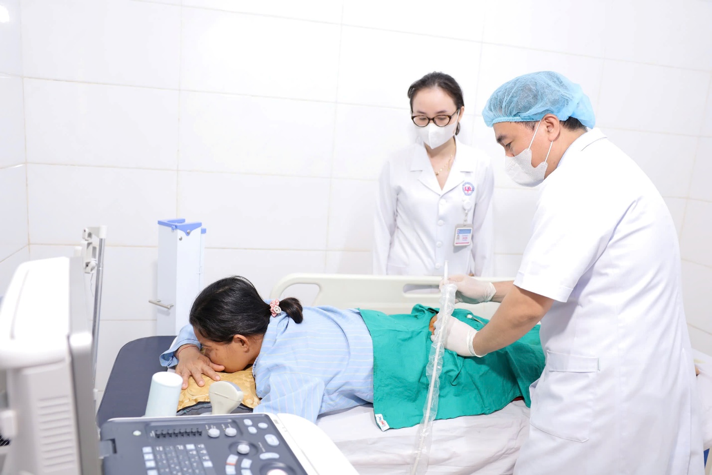 Bệnh viện Y học cổ truyền Nghệ An: 62 năm tự hào và khát vọng vươn xa- Ảnh 2. Bệnh viện Y học cổ truyền Nghệ An: 62 năm tự hào và khát vọng vươn xa- Ảnh 2.