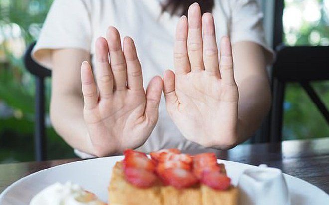 Bỏ bữa sáng có giúp giảm cân?