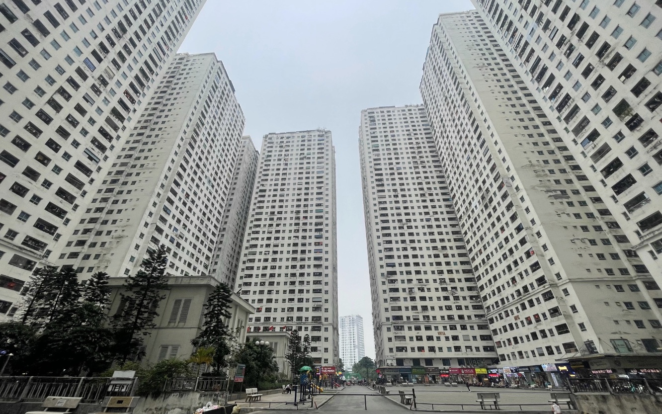 Người dân Linh Đàm nói gì về 2 phương án khảo sát, lựa chọn trả nhà lấy tiền hoặc được đền bù một căn hộ khác?- Ảnh 3. Cư dân HH Linh Đàm nhận phiếu khảo sát "trả nhà - nhận tiền": Dựa trên cơ sở pháp lý nào?