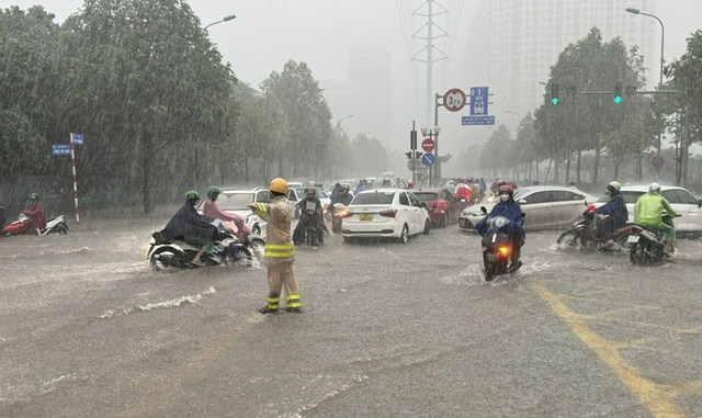 Bắc Bộ và Bắc Trung Bộ có mưa lớn từ đêm nay- Ảnh 1.