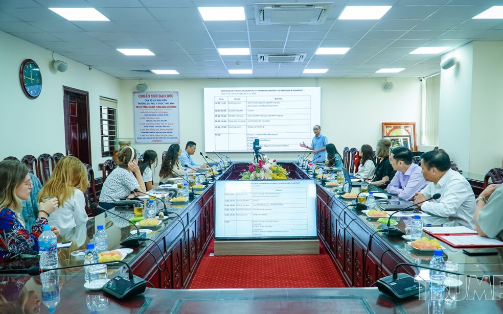 photo 1776328089653 1776328089979814392398 0 0 615 984 crop 17763282128821291836825