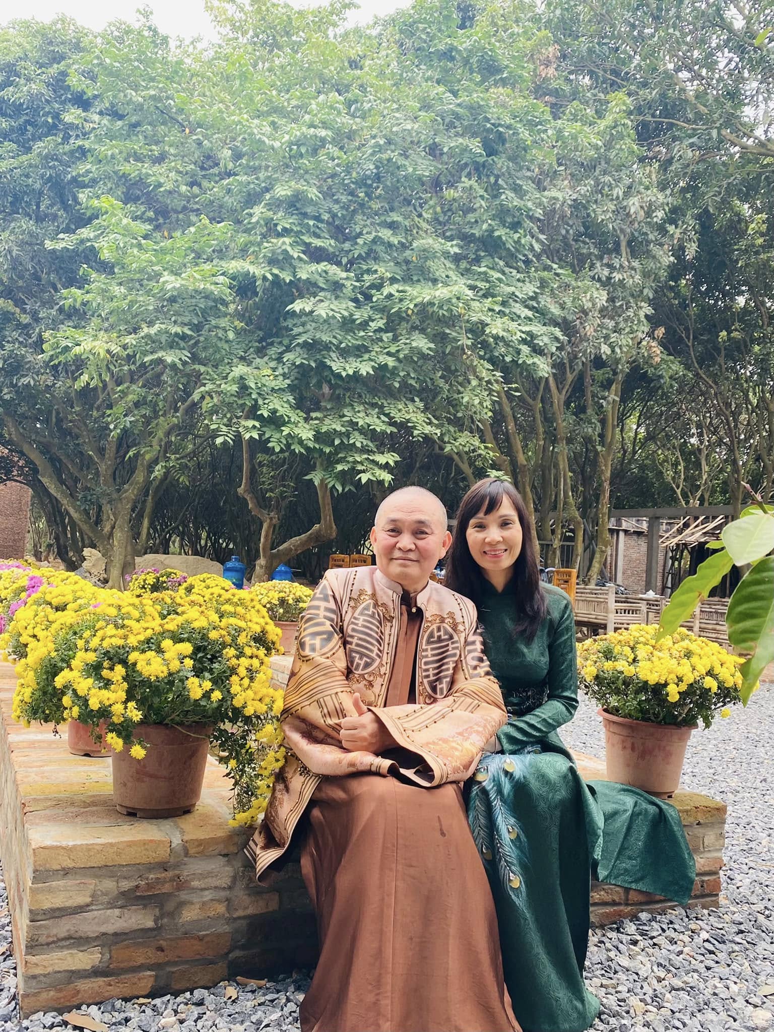 Con gái, con trai nhà danh hài Xuân Hinh tự lập, không theo nghề bố- Ảnh 1.