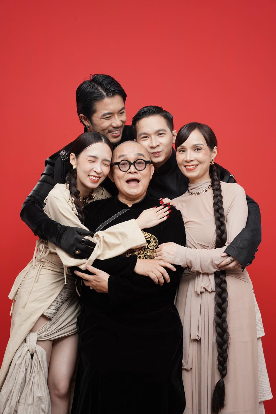 Con gái, con trai nhà danh hài Xuân Hinh tự lập, không theo nghề bố- Ảnh 2.