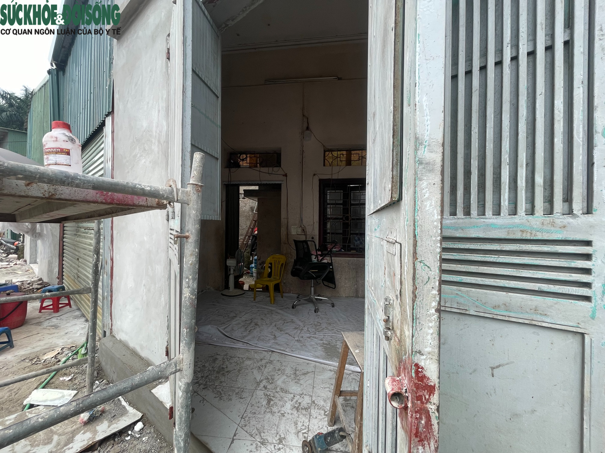 Xuất hiện nhiều ngôi nhà 'siêu mỏng, siêu méo' sau giải phóng mặt bằng ở Hà Nội- Ảnh 9.