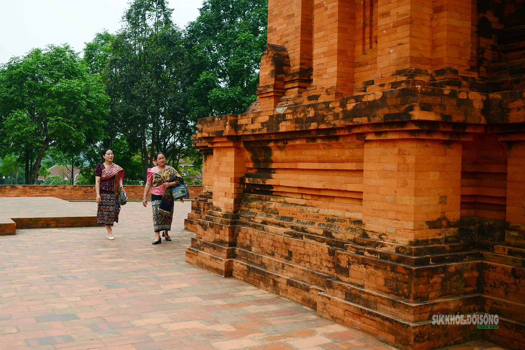 Rộn ràng 54 dân tộc hội tụ trong ngày về thăm làng- Ảnh 6.