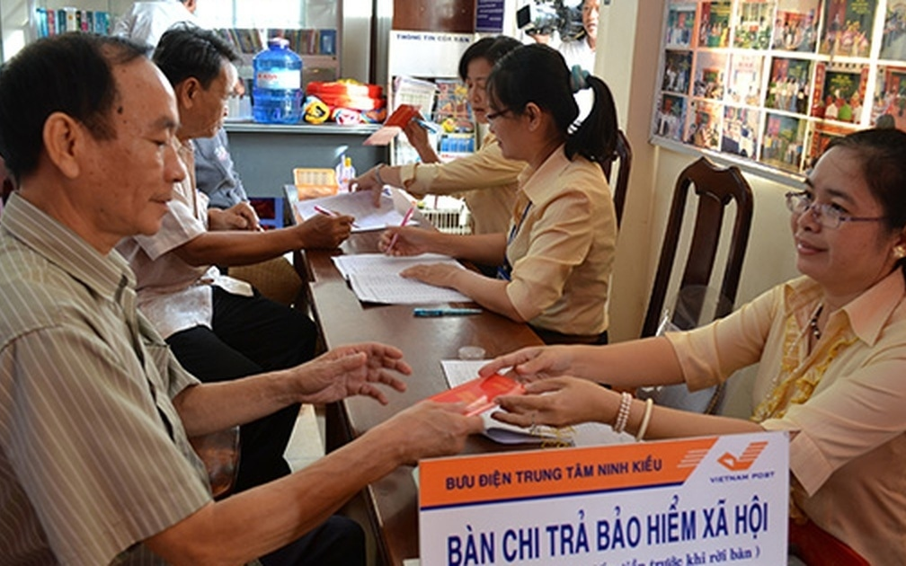 Tăng trợ cấp cho cán bộ cấp xã già yếu đã nghỉ việc từ 1/7