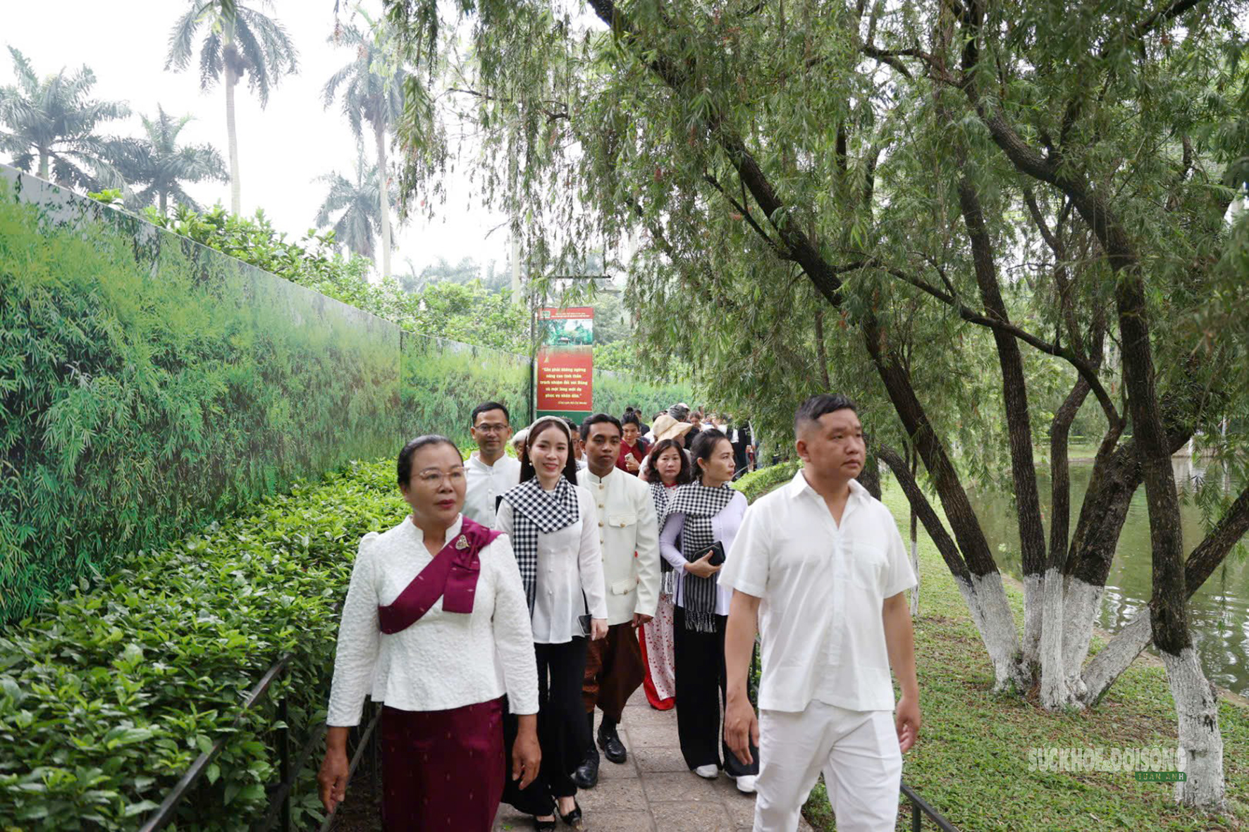 Lời báo công của 54 dân tộc vang lên giữa Quảng trường Ba Đình- Ảnh 11.