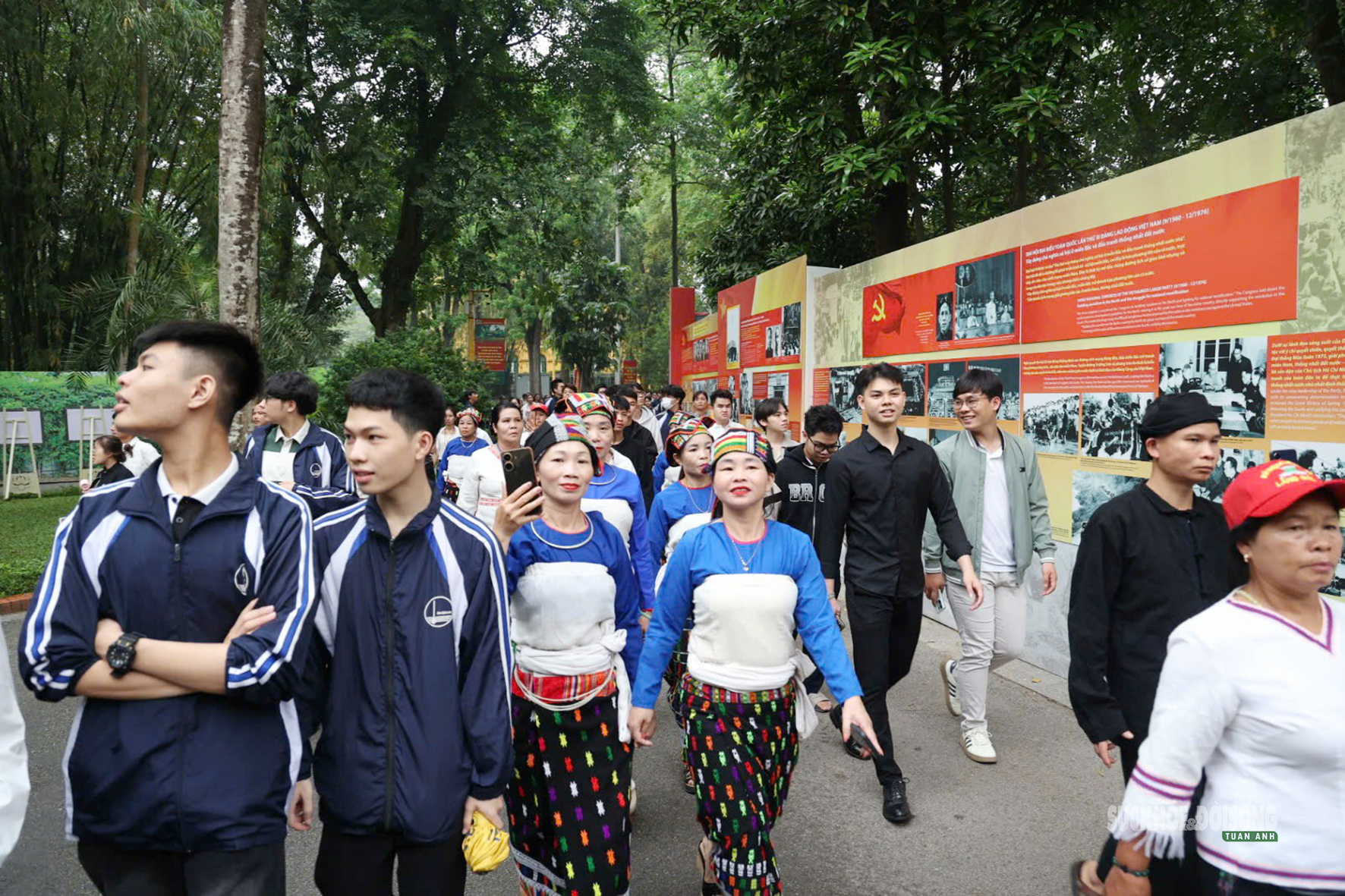 Lời báo công của 54 dân tộc vang lên giữa Quảng trường Ba Đình- Ảnh 8.