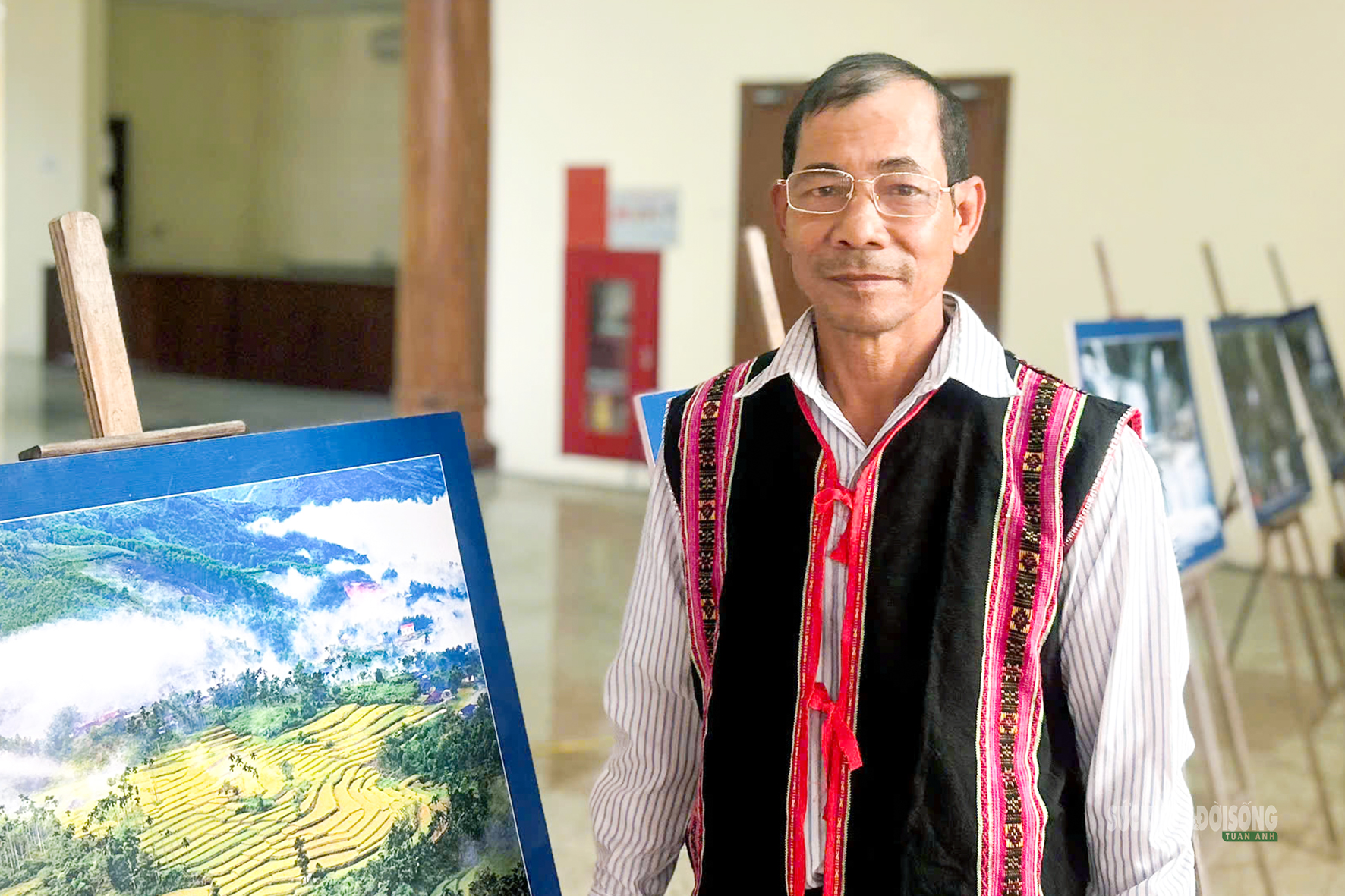 Những 'ngọn lửa' bền bỉ gìn giữ văn hóa truyền thống thôn làng Việt Nam- Ảnh 3.