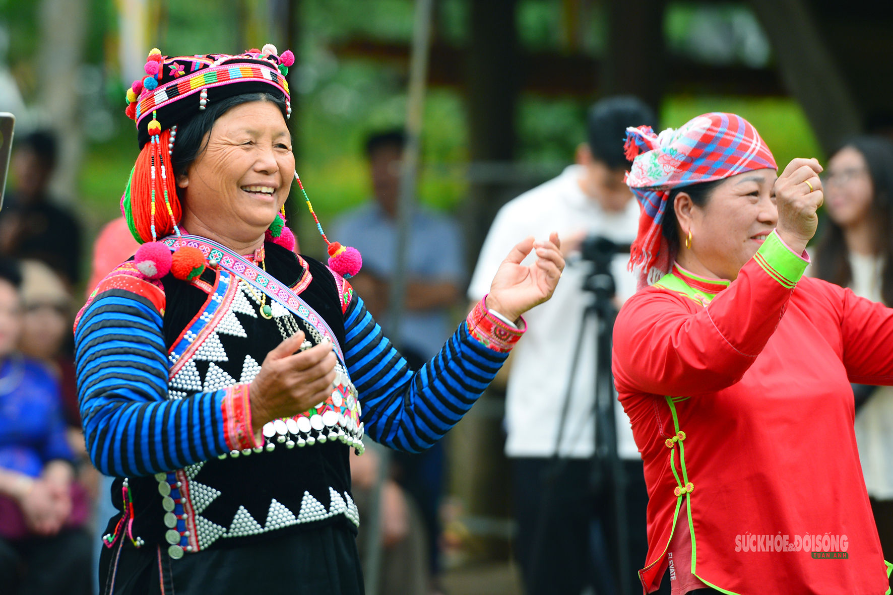 Những 'ngọn lửa' bền bỉ gìn giữ văn hóa truyền thống thôn làng Việt Nam- Ảnh 6.
