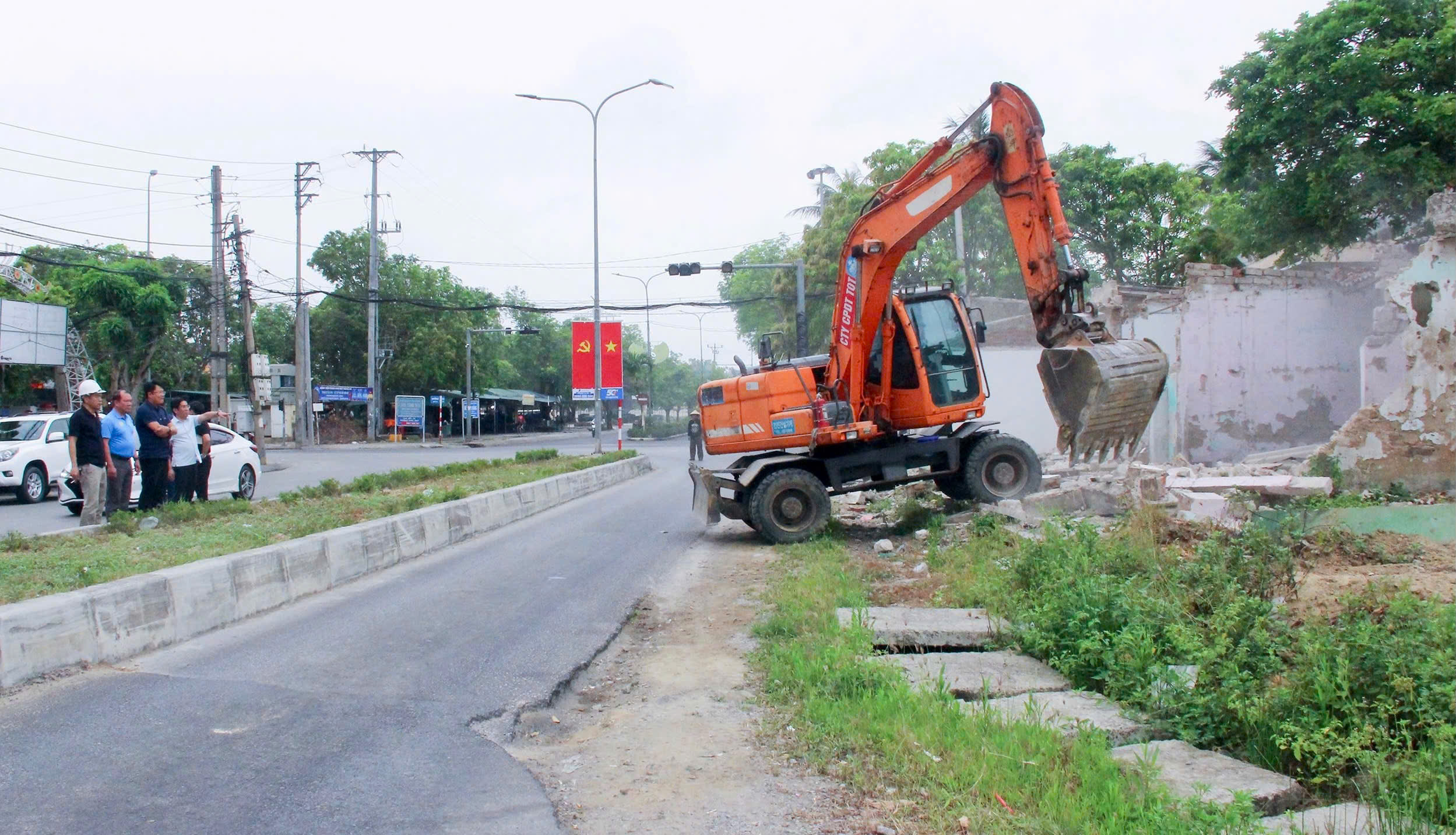 Xoá 'nút thắt cổ chai' cho con đường trị giá 310 tỷ ở Cửa Lò- Ảnh 3.