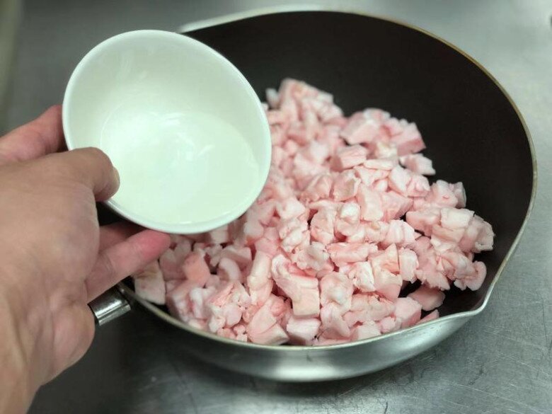 Mỡ lợn và bí quyết dưỡng da từ cung đình đến hiện đại- Ảnh 1.