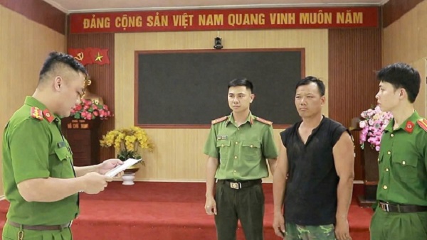 Bắt đối tượng thường xuyên đăng bài xuyên tạc trên Facebook- Ảnh 2.