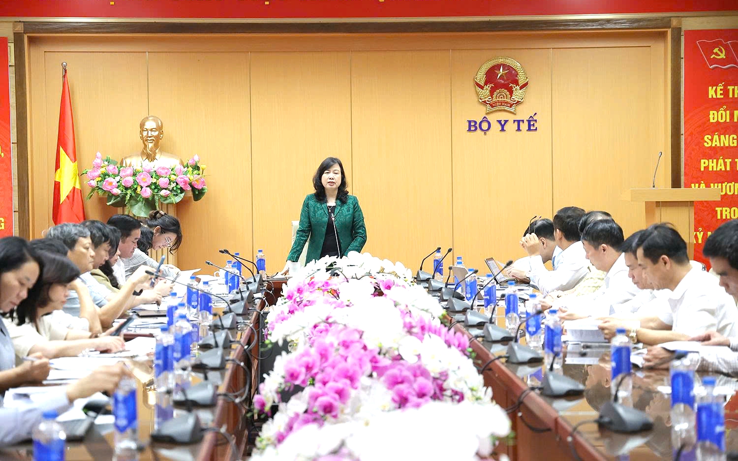 Khám sức khỏe định kỳ, sàng lọc miễn phí cho người dân đảm bảo độ bao phủ, trên nền tảng Sổ sức khỏe điện tử