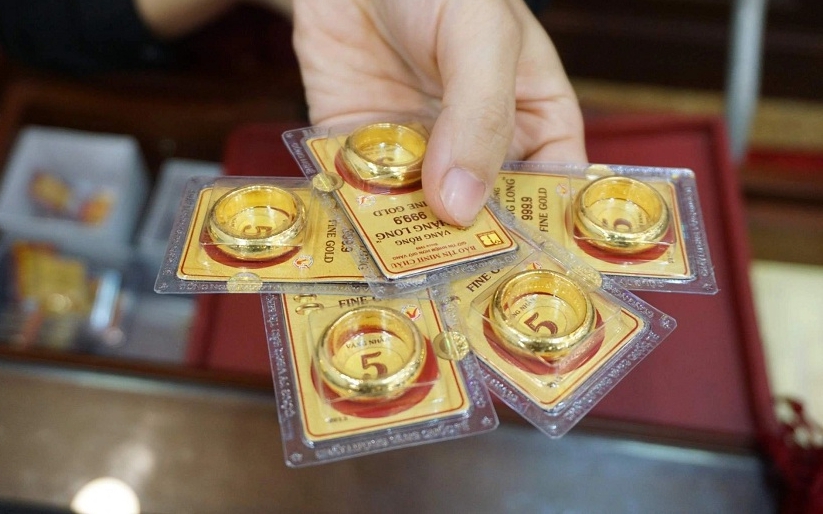 Chốt giá vàng hôm nay ngày 2/4 quay đầu giảm cực mạnh