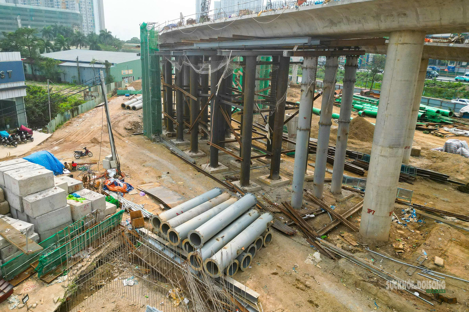 Sau gần 1 năm, nút giao nghìn tỷ Vành đai 3,5 - Đại lộ Thăng Long rõ hình hài- Ảnh 5.