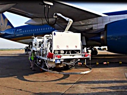 Bộ Xây dựng nói gì về đề xuất phụ thu nhiên liệu bay của Cục Hàng không?- Ảnh 2.