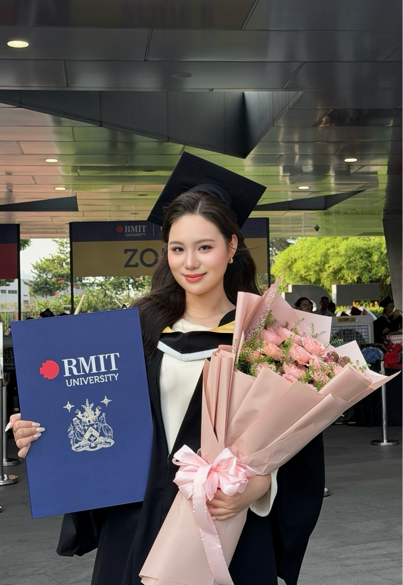 Con gái NSND Trịnh Kim Chi: Cao 1m72, vừa tốt nghiệp loại Giỏi ngành hàng không- Ảnh 9.