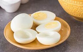 Vì sao trứng gà được xem là thực phẩm tốt trong chế độ giảm cân?- Ảnh 2. Ăn lòng đỏ hay lòng trắng trứng gà giúp giảm béo tốt hơn?