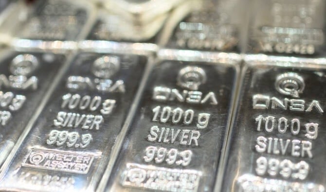 Nhập khẩu bạc của Trung Quốc đạt mức cao kỷ lục- Ảnh 1.