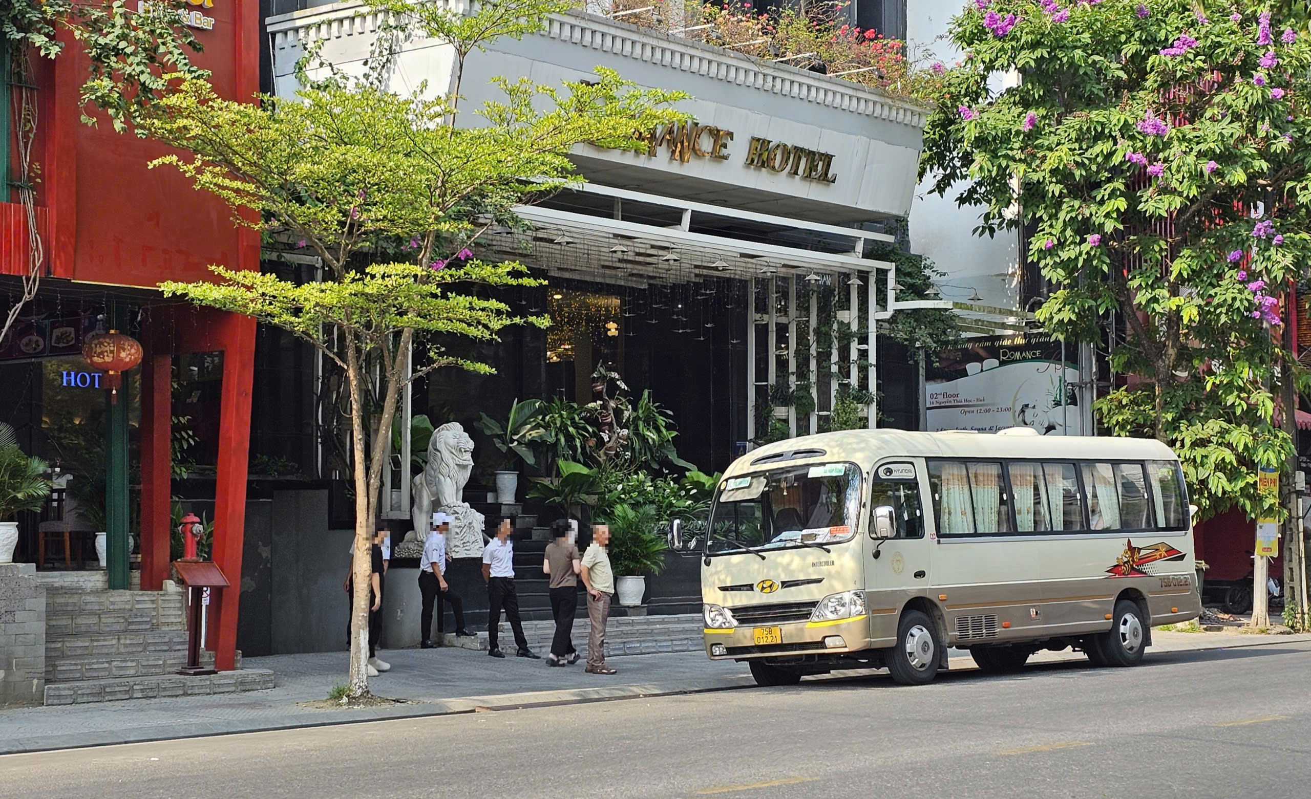 Sở Du lịch TP Huế thông tin việc cưỡng chế bàn giao tài sản tại khách sạn Romance- Ảnh 2.