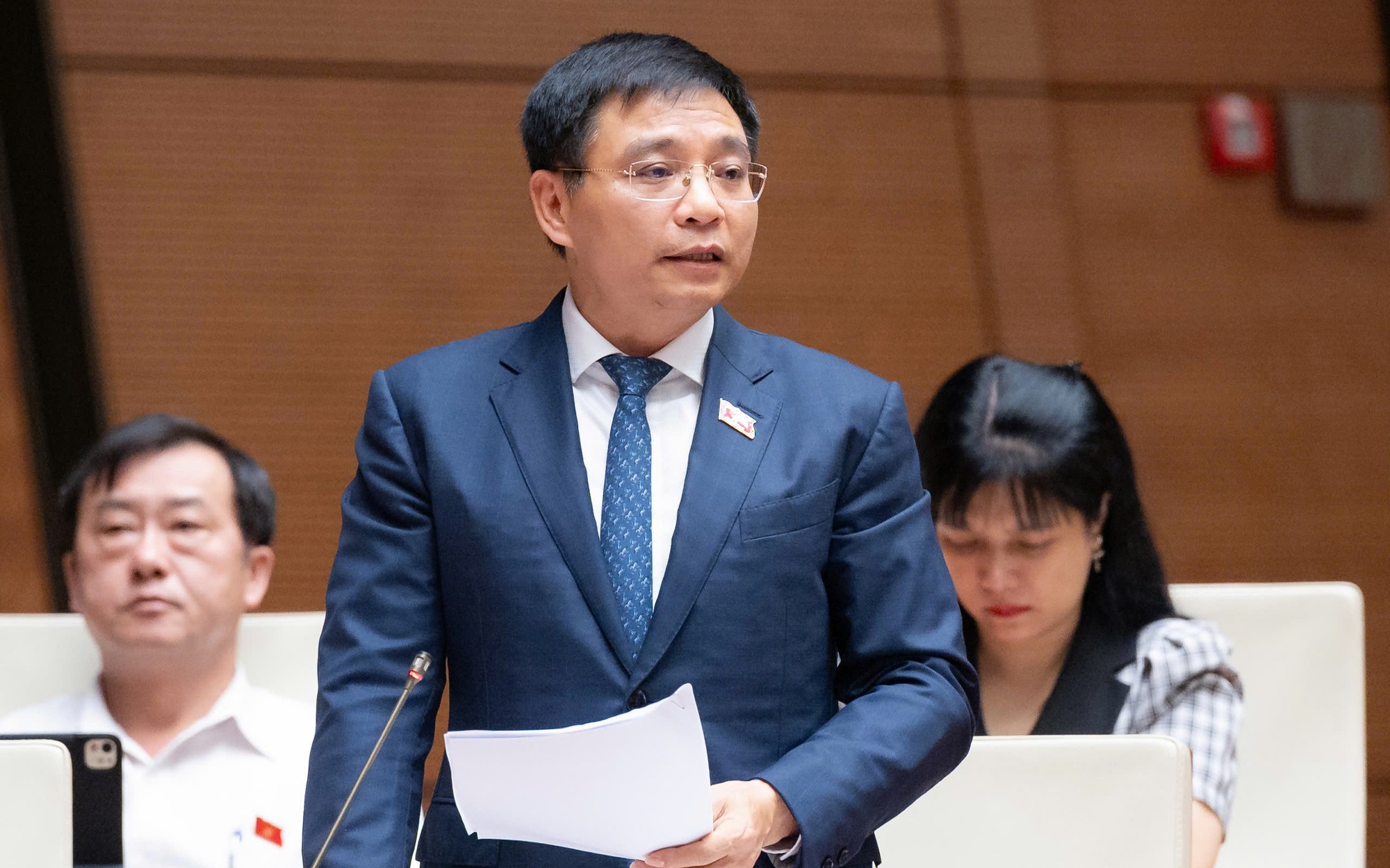 ĐBQH Nguyễn Văn Cảnh: Xây trạm dừng nghỉ cao tốc cần linh hoạt để bảo đảm ATGT- Ảnh 3.