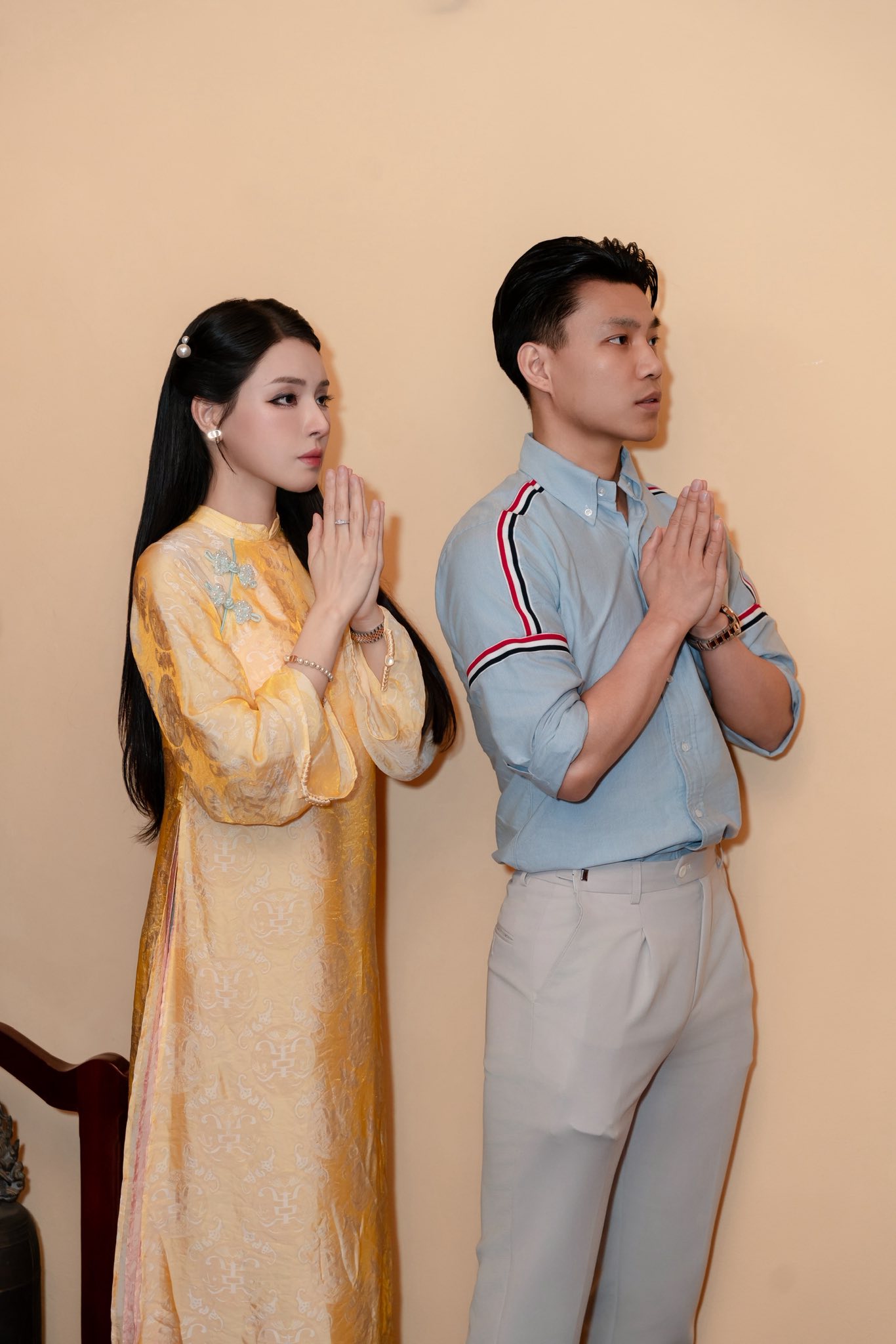 Mẹ vợ cầu thủ Văn Thanh gây chú ý trong ngày đặc biệt của con- Ảnh 4.