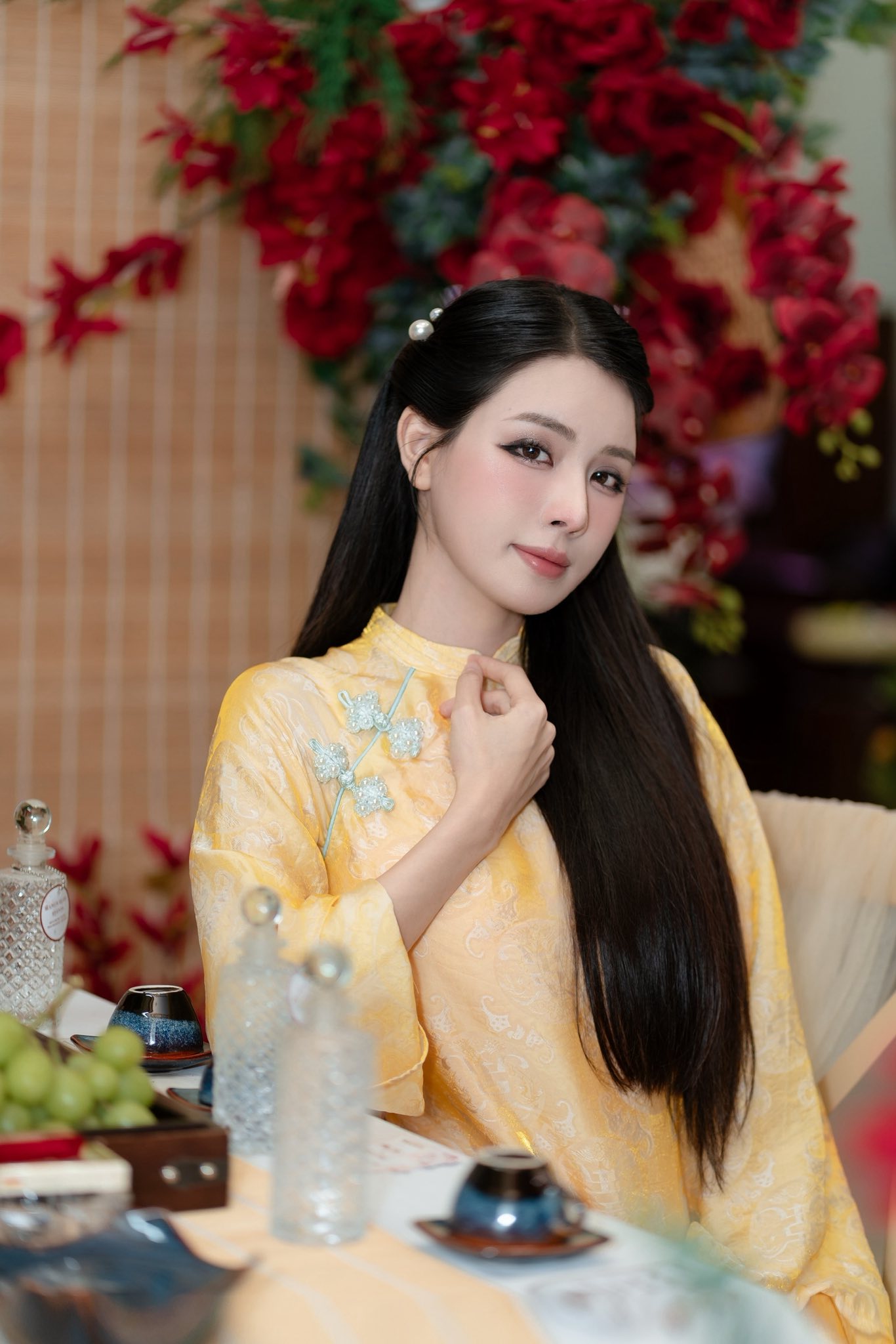 Mẹ vợ cầu thủ Văn Thanh gây chú ý trong ngày đặc biệt của con- Ảnh 8.