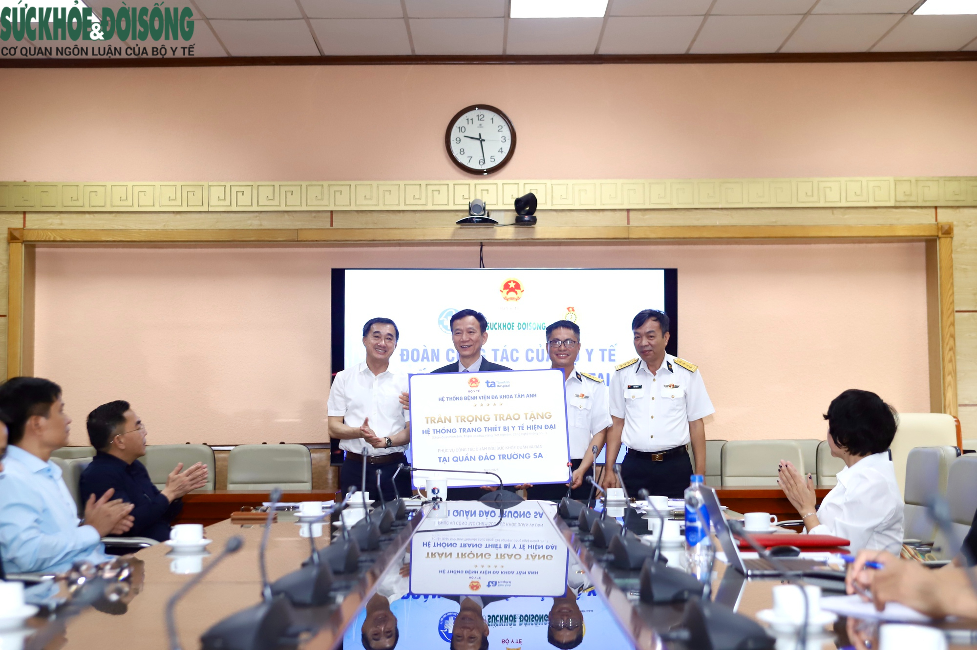 Bộ Y tế tiếp nhận nghĩa tình từ đất liền, chuẩn bị cho chuyến công tác tại Trường Sa- Ảnh 5.