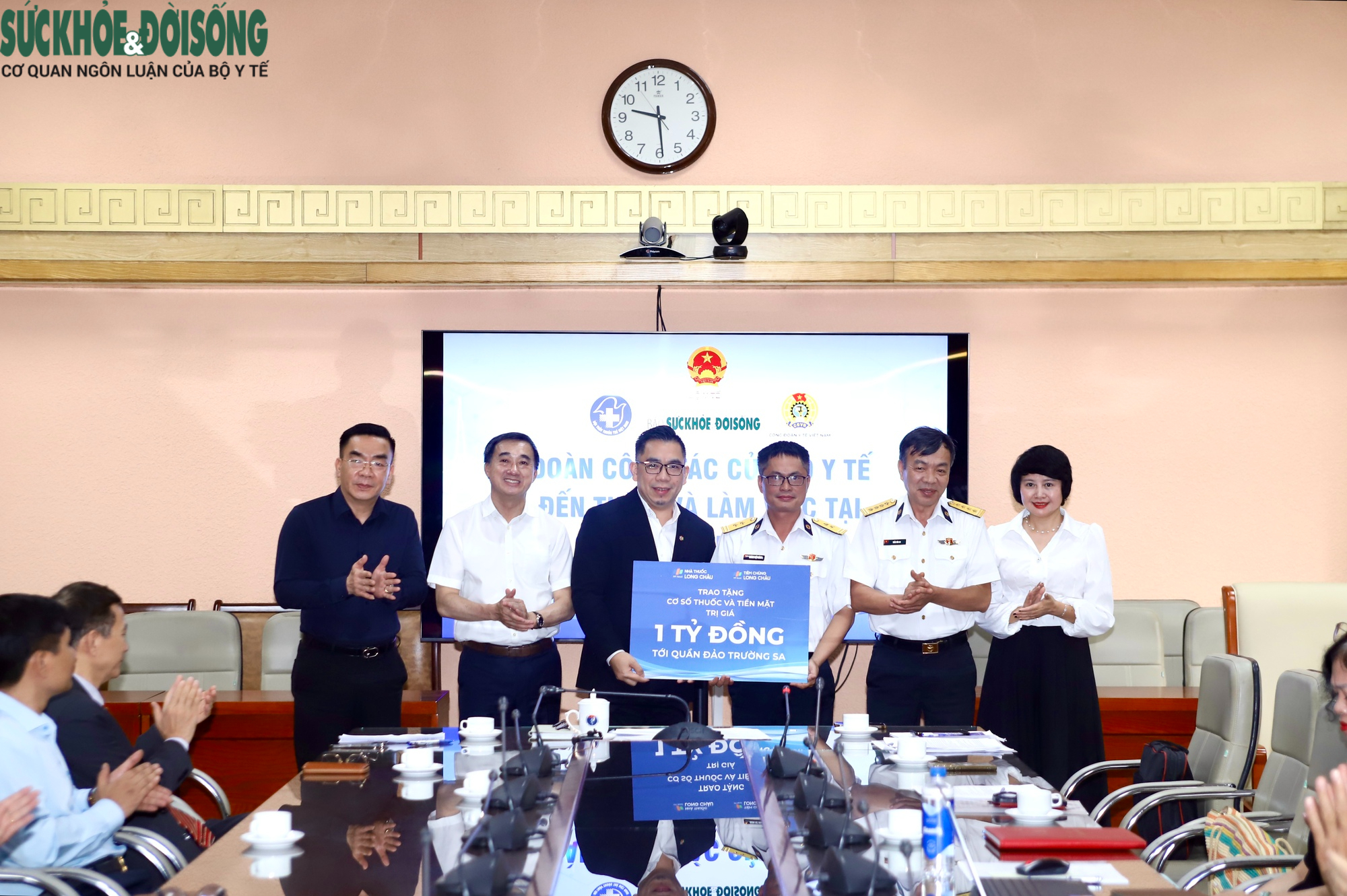 Bộ Y tế tiếp nhận nghĩa tình từ đất liền, chuẩn bị cho chuyến công tác tại Trường Sa- Ảnh 6.