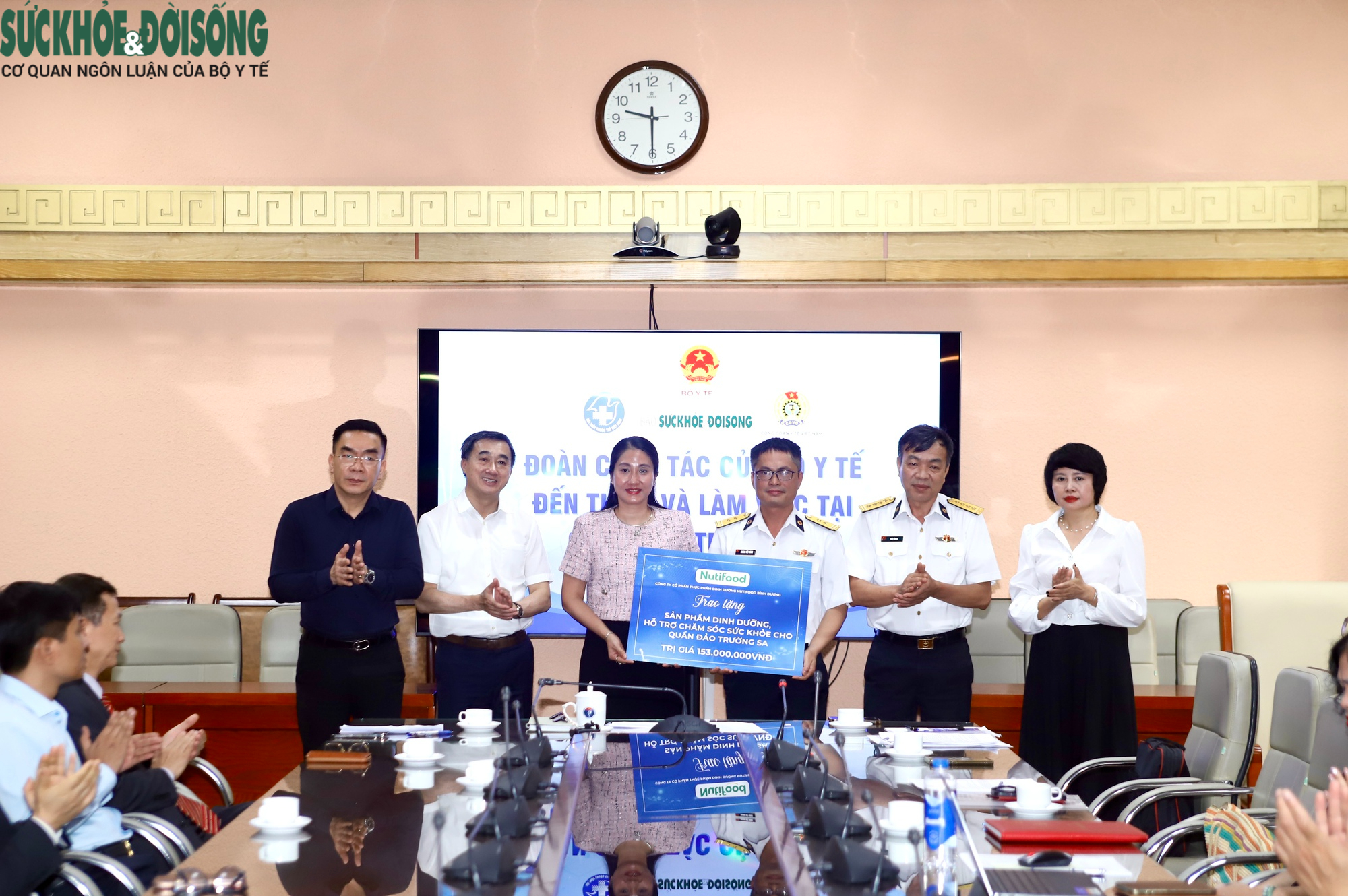 Bộ Y tế tiếp nhận nghĩa tình từ đất liền, chuẩn bị cho chuyến công tác tại Trường Sa- Ảnh 8.