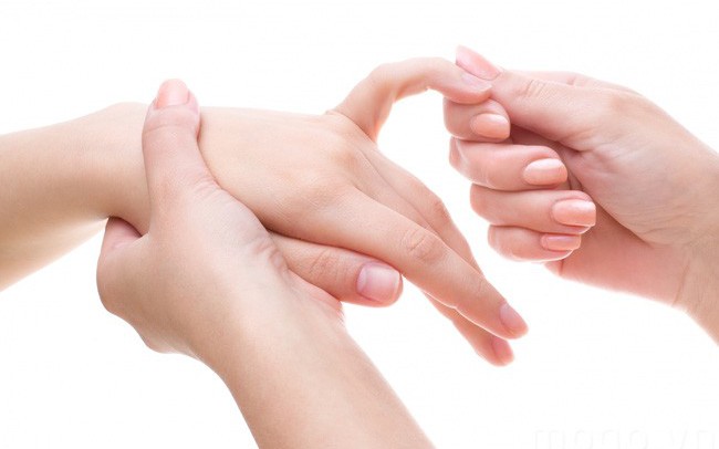 Cách chống lão hóa cho bàn tay ở phụ nữ sau tuổi 30