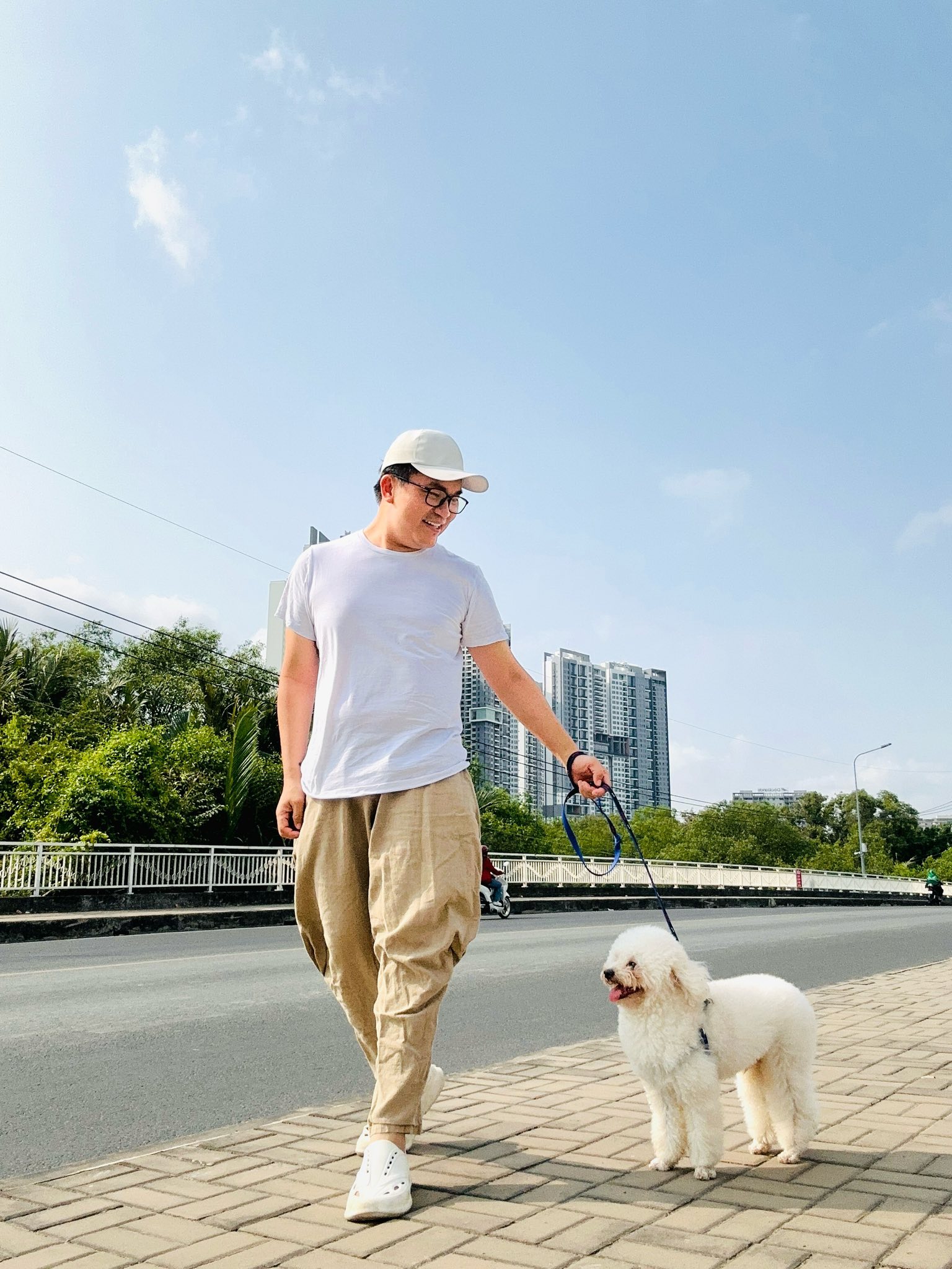 Nam MC 'Gương mặt thân quen' ở tuổi trung niên vẫn độc thân, chăm chỉ làm việc thiện- Ảnh 10.